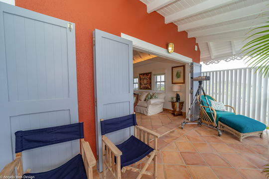 VILLA MANGO LIVING AREA 6