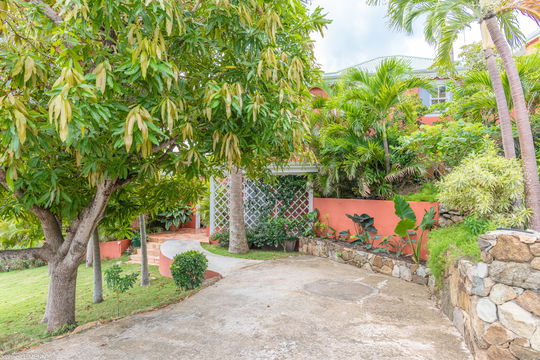 VILLA MANGO OUTDOORS 12