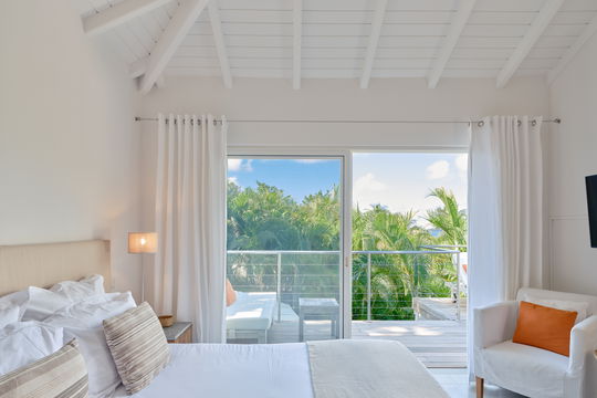 VILLA SAKURA BEDROOM1 1