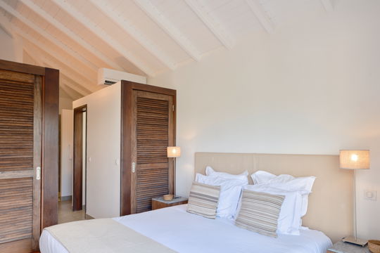 VILLA SAKURA BEDROOM1 2