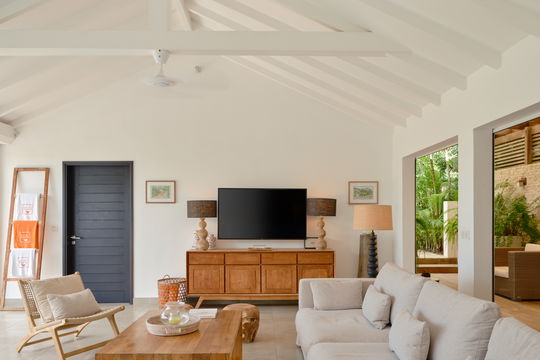 VILLA SAKURA LIVING AREA 3