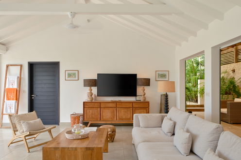 VILLA SAKURA LIVING AREA 3