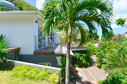 VILLA SAKURA OUTDOORS 1