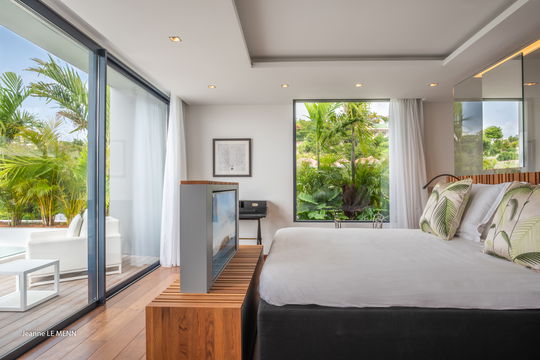 VILLA GOLDEN PALM BEDROOM1 2