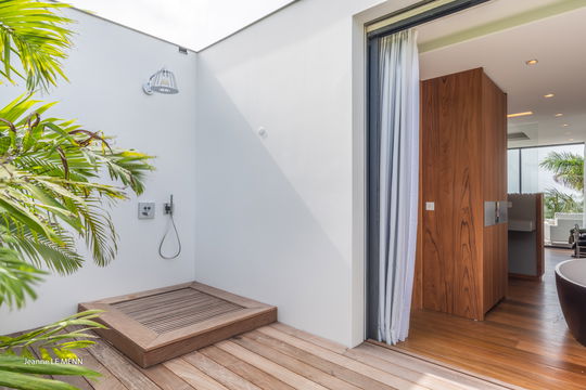 VILLA GOLDEN PALM BEDROOM1 7