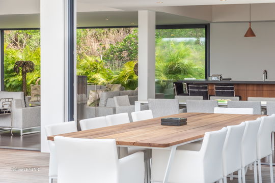 VILLA GOLDEN PALM KITCHEN & DINING AREA 5
