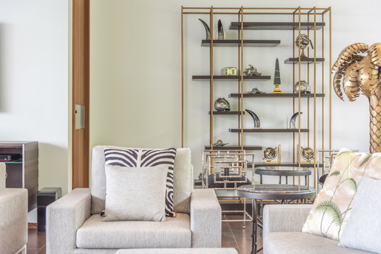 VILLA GOLDEN PALM LIVING AREA 10