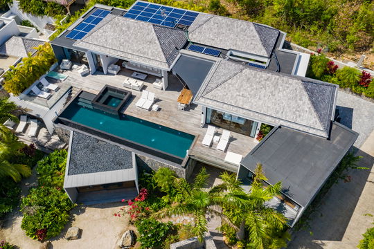 VILLA GOLDEN PALM OUTDOORS 8