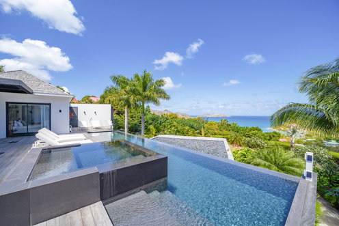 VILLA GOLDEN PALM POOL & TERRACE 4