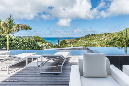 VILLA GOLDEN PALM POOL & TERRACE 7