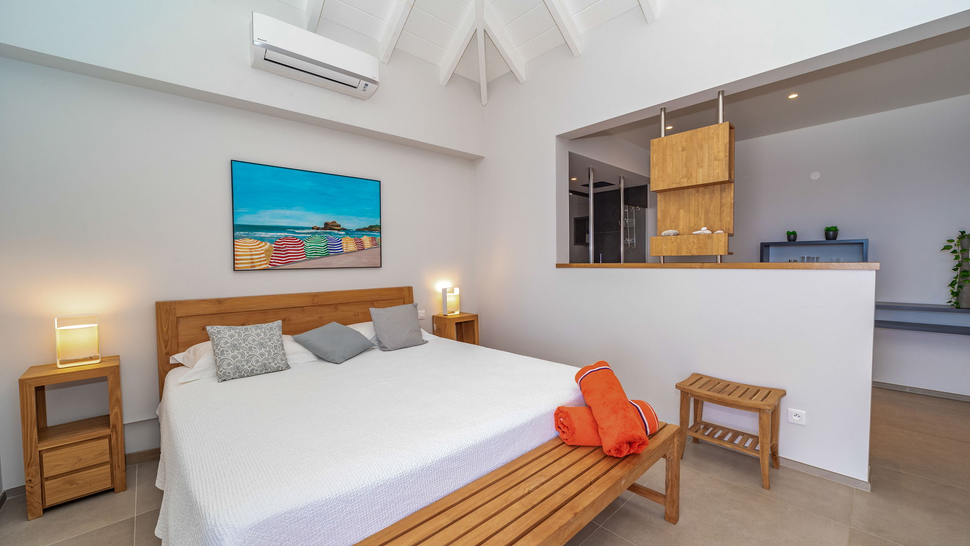 BEDROOM 1