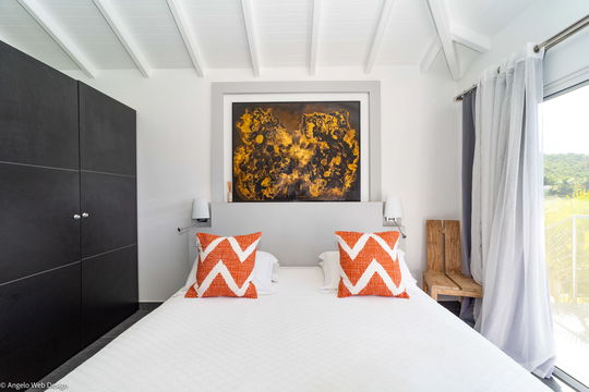 VILLA MIRANDE BEDROOM1 4