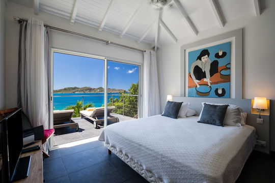 VILLA MIRANDE BEDROOM2 3