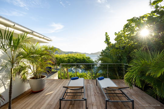 VILLA MIRANDE KITCHEN & DINING AREA 7