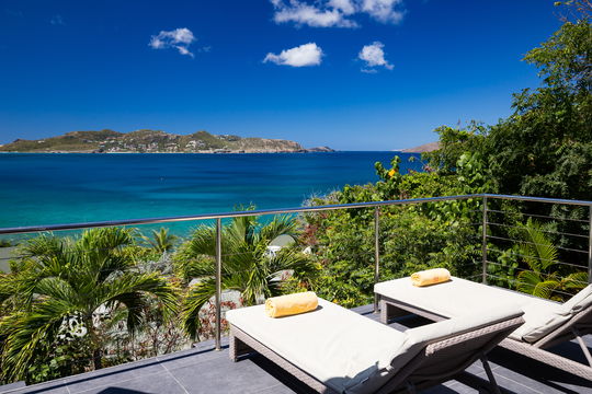 VILLA MIRANDE POOL & TERRACE 12