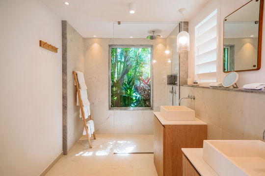 VILLA MAMIAMI BEDROOM1 5