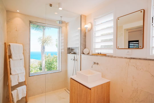VILLA MAMIAMI BEDROOM2 5