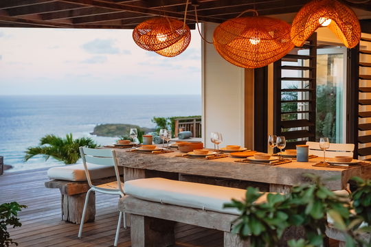 VILLA MAMIAMI DINING AREA 12