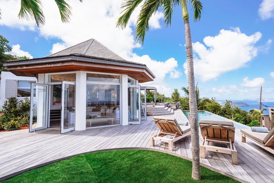 VILLA MAMIAMI LIVING AREA 9