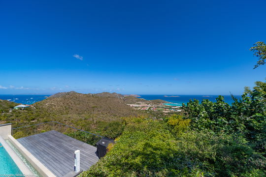 VILLA KYR OUTDOORS 4