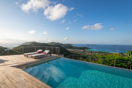 VILLA KYR POOL & TERRACE 3