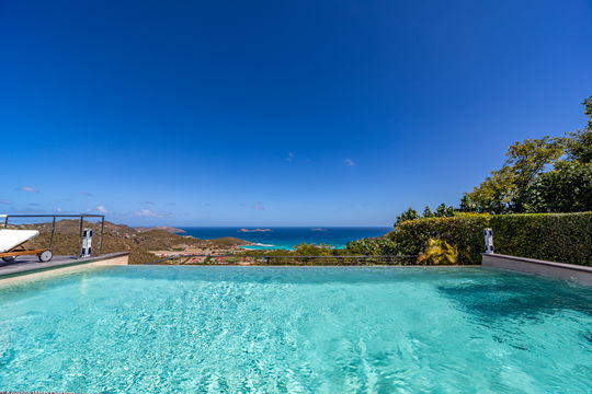 VILLA KYR POOL & TERRACE 6