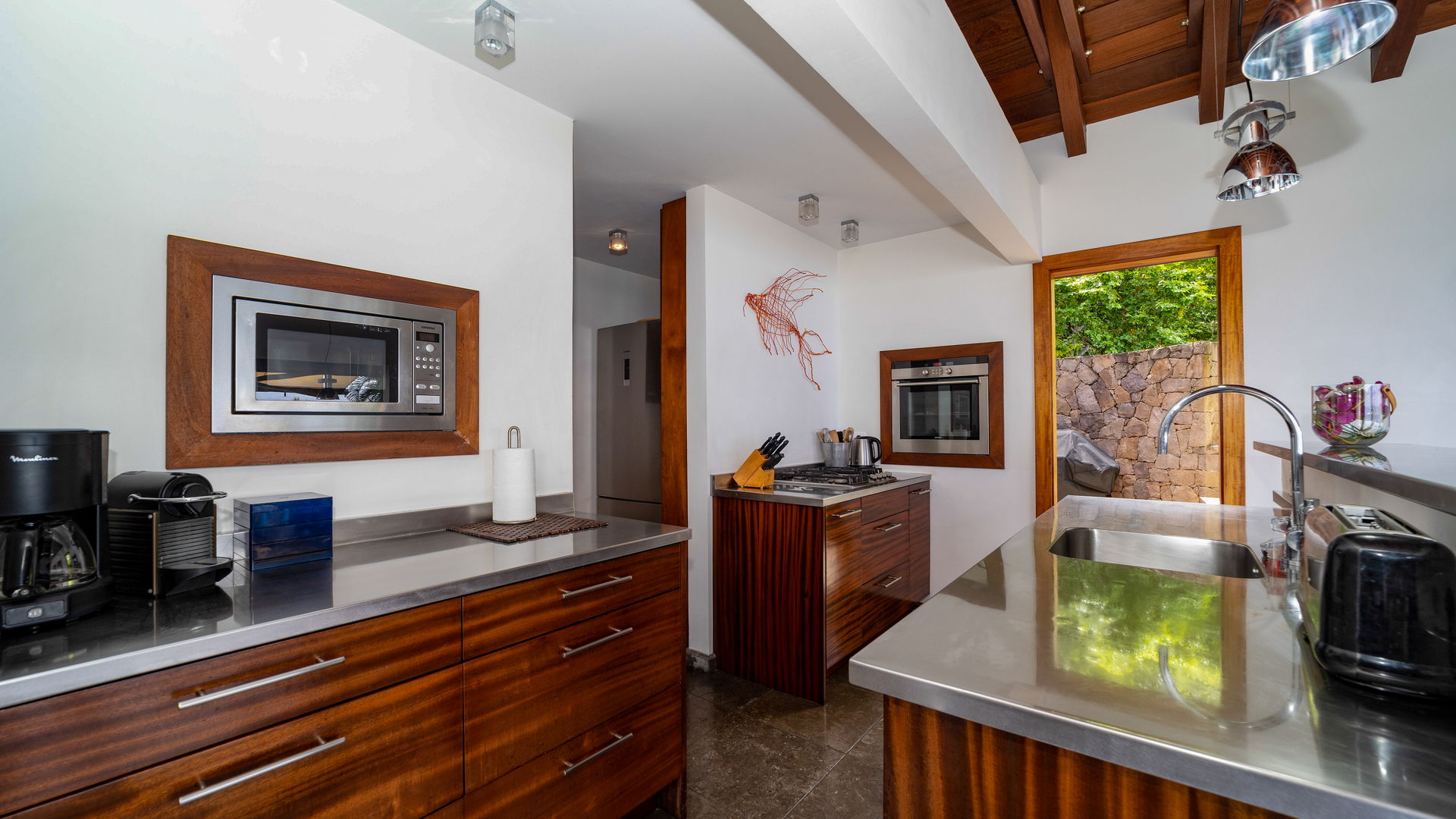 KITCHEN & DINING AREAS