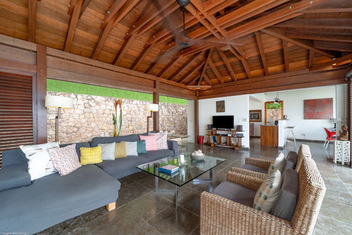 VILLA IDS LIVING AREA 3