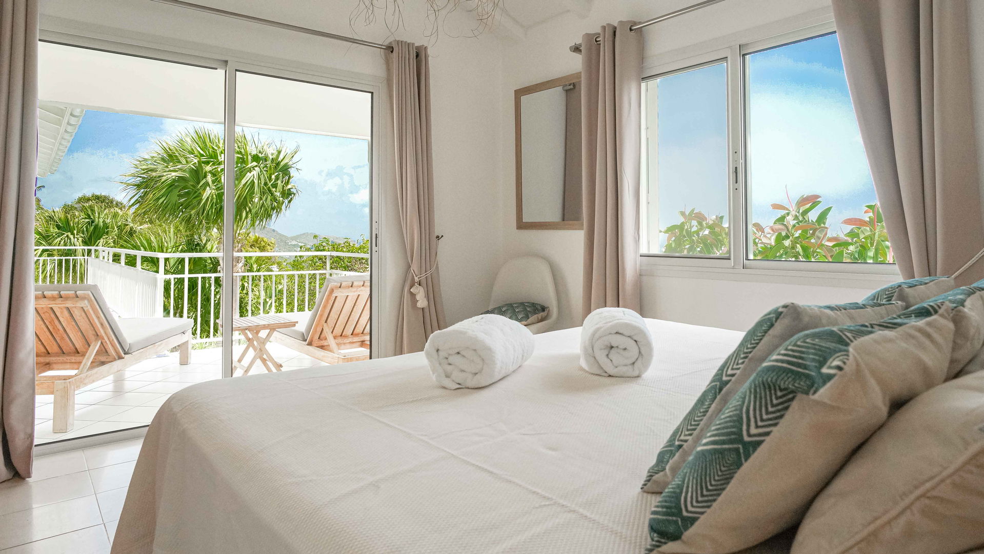 BEDROOM 1