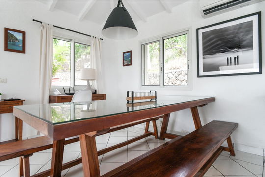 VILLA LES LATANIERS KITCHEN & DINING AREA 2