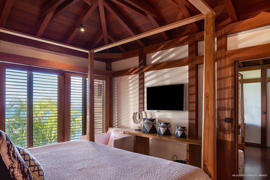 VILLA COCO LOCO BEDROOM1 2
