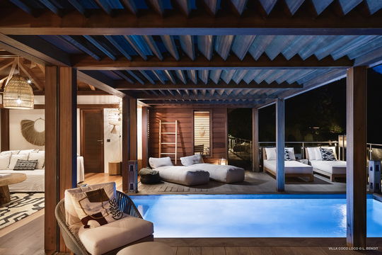 VILLA COCO LOCO BY NIGHT 3