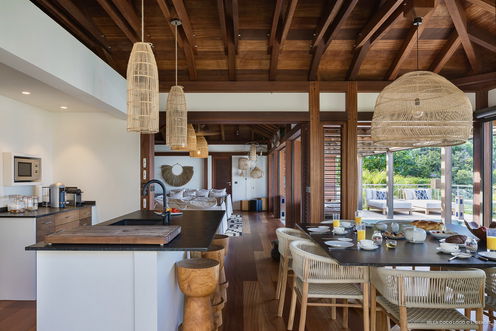 VILLA COCO LOCO KITCHEN & DINING AREA 3