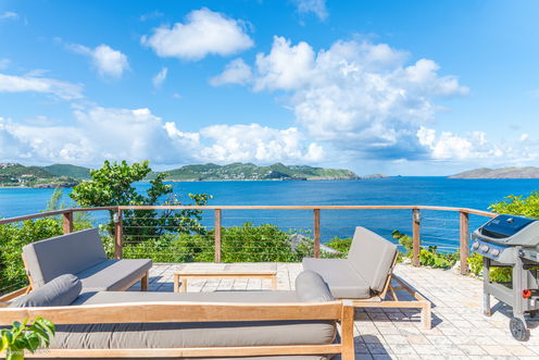 VILLA ADAGE OUTDOOR LOUNGE AREA 2