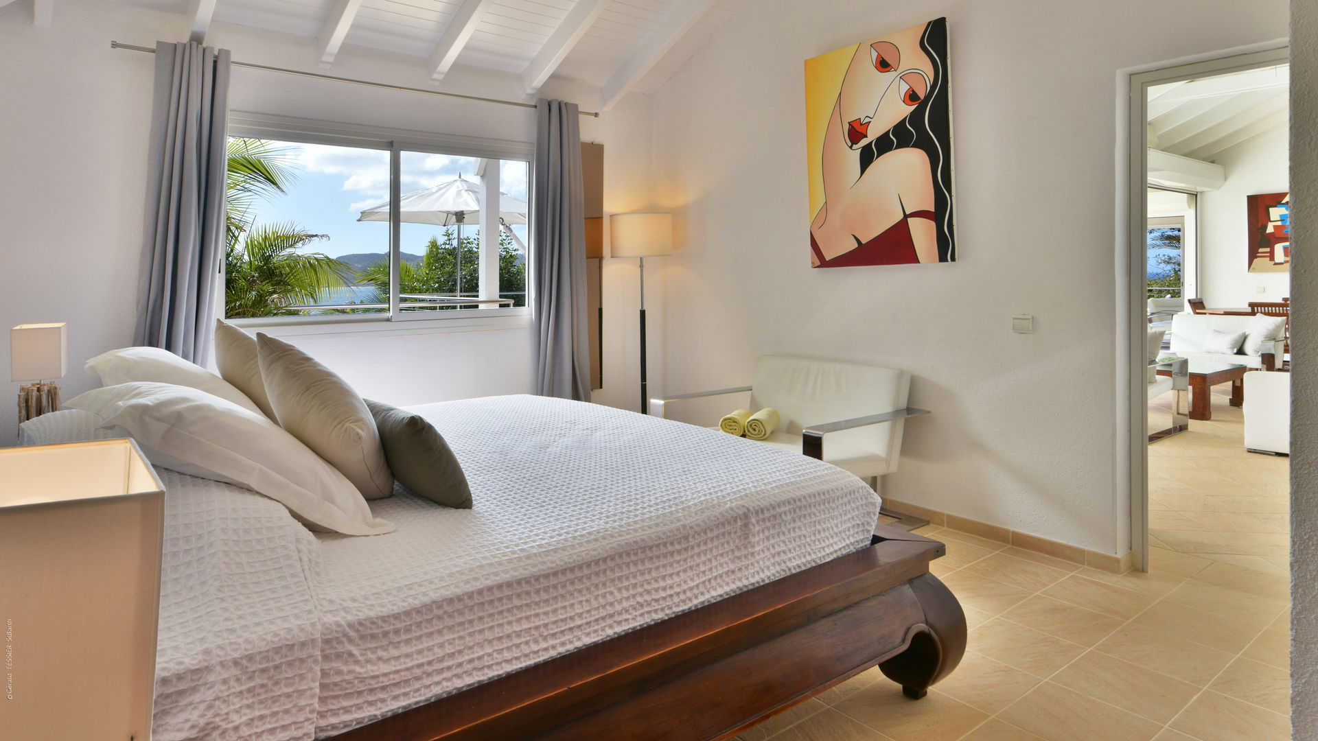 BEDROOM 2