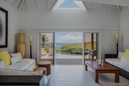 VILLA BONBONNIERE LIVING AREA 1