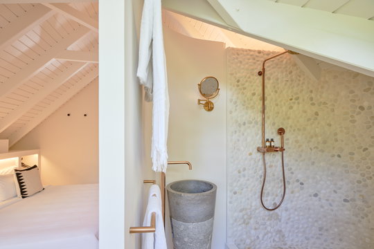 VILLA LA BONBONNIERE BEDROOM2 3