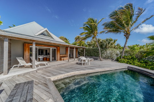 VILLA LA BONBONNIERE POOL & TERRACE 5