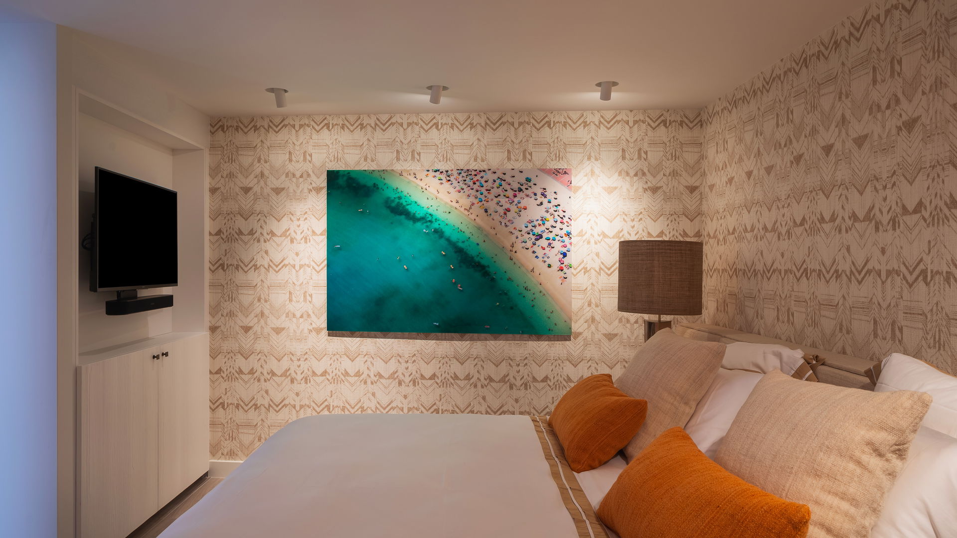 BEDROOM 4