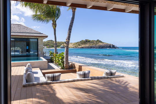 VILLA MAVERICK BEDROOM1 12