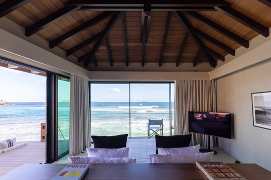 VILLA MAVERICK BEDROOM1 2