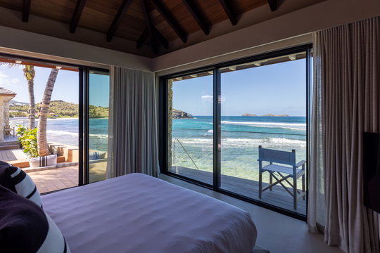 VILLA MAVERICK BEDROOM1 5