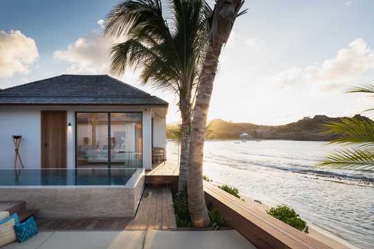 VILLA MAVERICK BY NIGHT 3