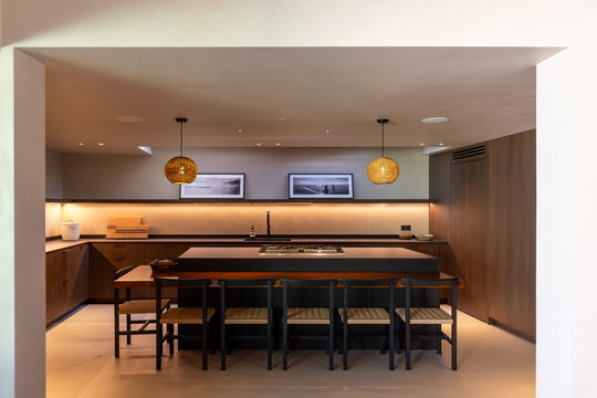VILLA MAVERICK KITCHEN & DINING AREA 2