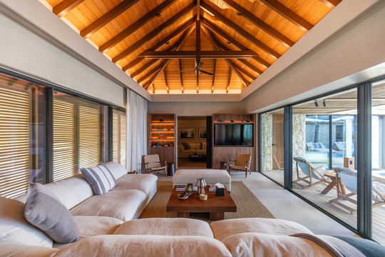 VILLA MAVERICK LIVING AREA 1