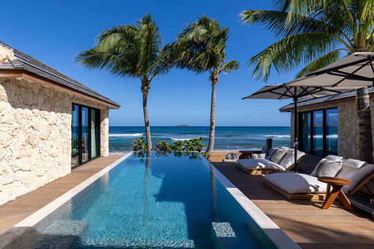 VILLA MAVERICK POOL & TERRACE 3