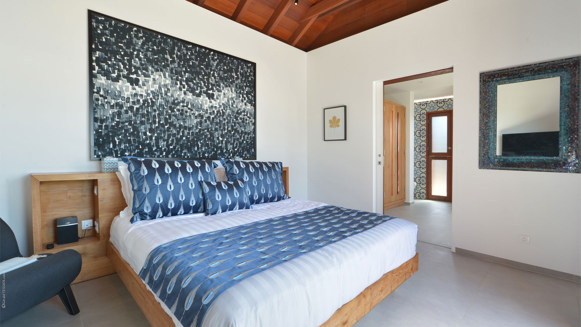 BEDROOM 4