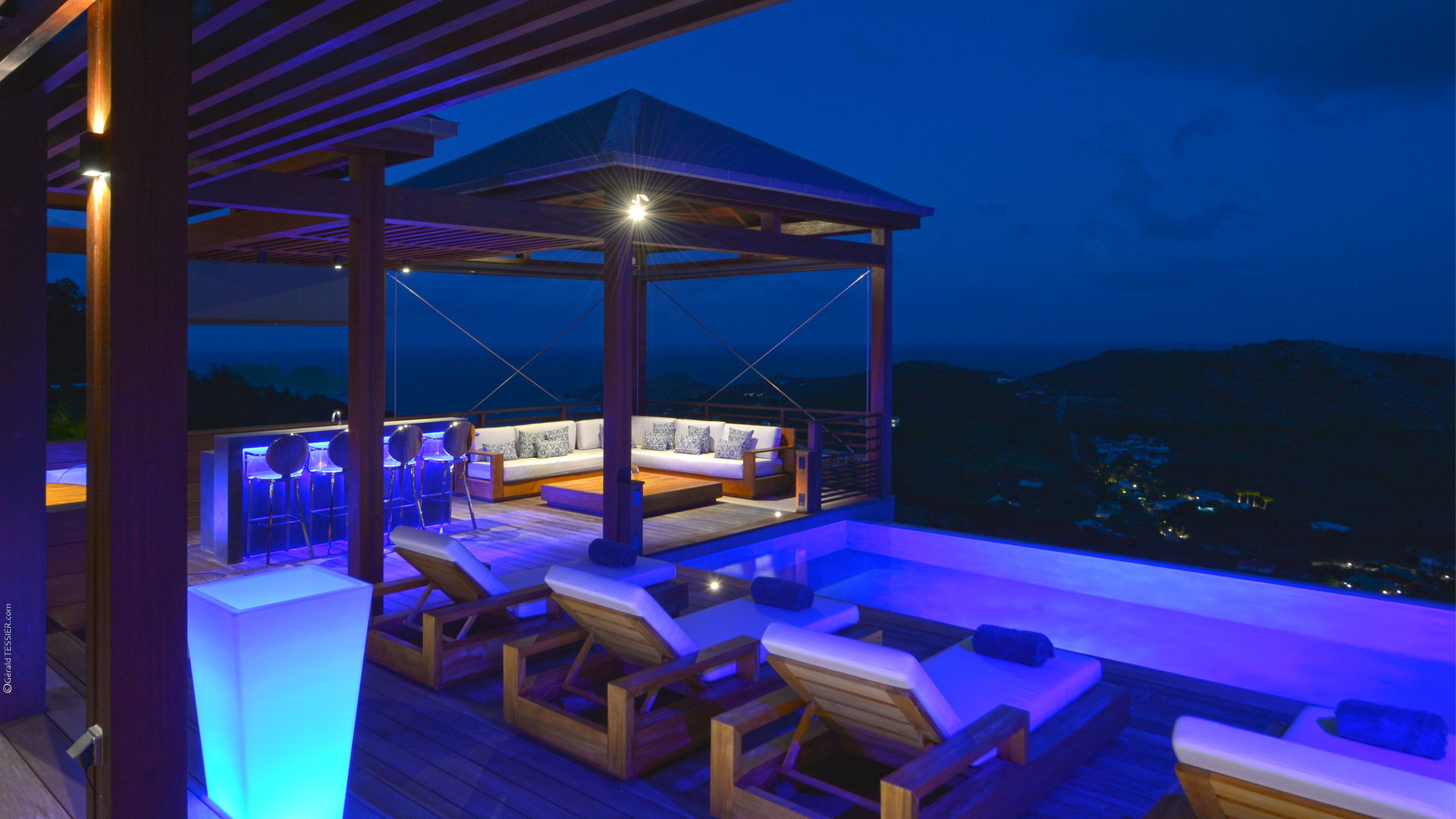 BY NIGHT