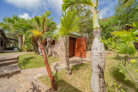 VILLA DANSE DU SOLEIL FITNESS & MASSAGE AREAS 8