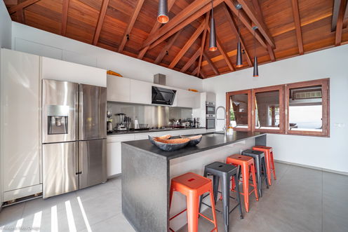 VILLA DANSE DU SOLEIL KITCHEN & DINING AREA 5